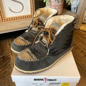 Minnetonka Moccasins